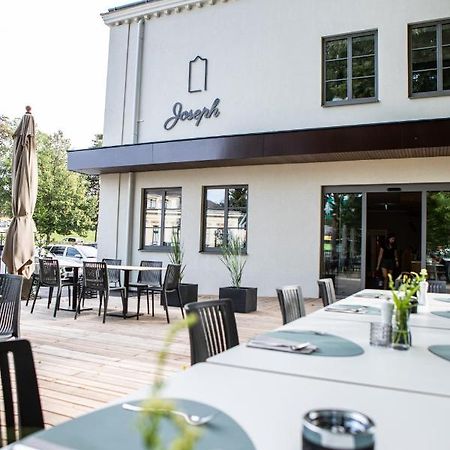 Hotel Restaurant Joseph Bruckneudorf Zewnętrze zdjęcie